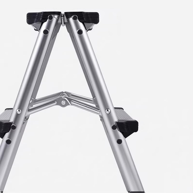 Triangular mechanical load-bearing