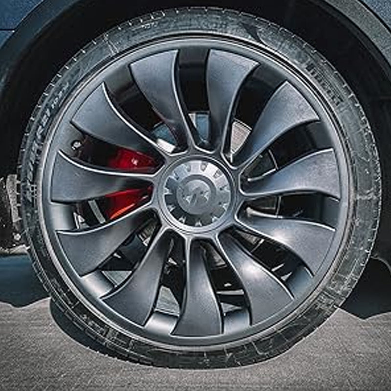 Comprehensive protection for the wheel hub 